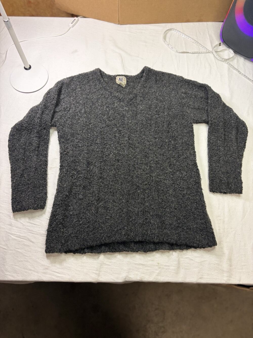 VTG American Eagle Outfitters Sweater Women L Gray Wool Blend Boucle V-Neck Y2K